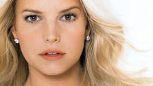 Jessica Simpson appears in an ad for BeautyMint from her official Facebook page. - Provided courtesy of Facebook.com/JessicaSimpson