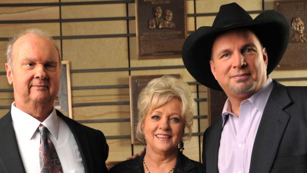 From right: Garth Brooks, Connie Smith and , Hargus Pig Robbins appear in a promotional photograph released by the Country Hall of Fame. They were announced as the 2012 inductees on Tuesday, March 6. - Provided courtesy of John Russell / CMA From right: Garth Brooks, Connie Smith and , Hargus Pig Robbins appear in a promotional photograph released by the Country Hall of Fame. They were announced as the 2012 inductees on Tuesday, March 6. - Provided courtesy of John Russell / CMA