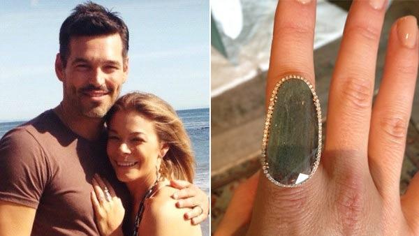 LeAnn Rimes and Eddie Cibrian appear in a photo posted on her Twitter account on March 4, 2012. / LeAnn Rimes posts a photo of a ring on April 22, 2012. - Provided courtesy of pic.twitter.com/K6xQACMV LeAnn Rimes and Eddie Cibrian appear in a photo posted on her Twitter account on March 4, 2012. / LeAnn Rimes posts a photo of a ring on April 22, 2012. - Provided courtesy of pic.twitter.com/K6xQACMV