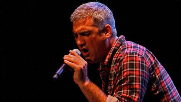 Taylor Hicks performs at the Paramount Theatre in Rutland, Vermont in September 2010. - Provided courtesy of flickr.com/photos/skypictures/ Taylor Hicks performs at the Paramount Theatre in Rutland, Vermont in September 2010. - Provided courtesy of flickr.com/photos/skypictures/