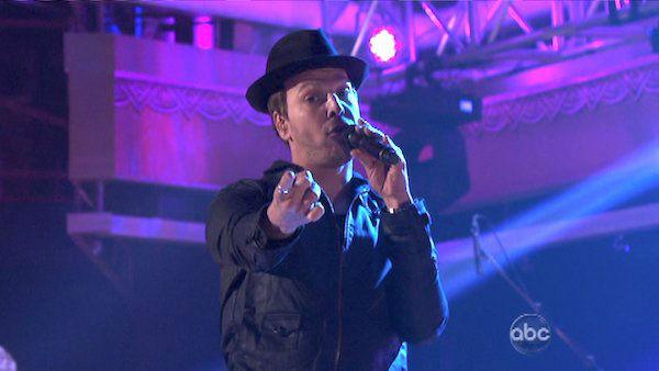 Gavin DeGraw returned to the ballroom as a special musical guest. He performed his new single 'Sweeter' on 'Dancing With The Stars: The Results Show' on Tuesday, May 1, 2012. The song was accompanied on the dance floor by his former partner Karina Smirnof