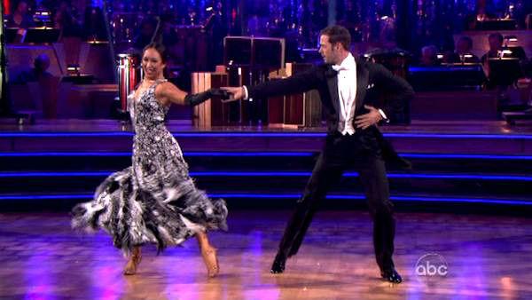 Telenovela star William Levy and his partner Cheryl Burke received 30 out of 30 points from the judges for their Fox Trot on week eight of 'Dancing With The Stars,' which aired on April 30, 2012.