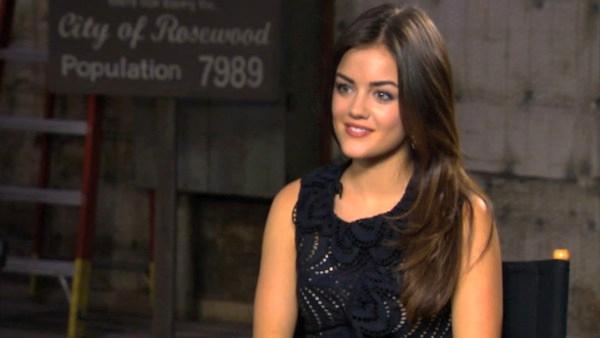 The 'Pretty Little Liars' star talked to OnTheRedCarpet.com on the mid-season finale and Aria's boyfriend Ezra.