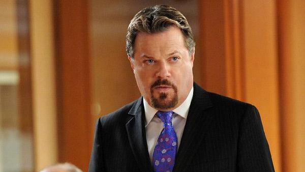 Eddie Izzard appears in a 2011 episode of 'The Good Wife.'