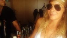 LeAnn Rimes appears in a photo posted to her official Twitter account on August 21, 2012. - Provided courtesy of pic.twitter.com/AQvIpl55