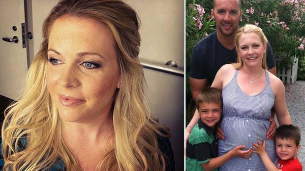 Melissa Joan Hart appears in a photo posted on her official Twitter page on August 15, 2012. / Melissa Joan Hart shares news of her pregnancy with her Twitter fans via this photo of her with her family, posted on April 17, 2012.