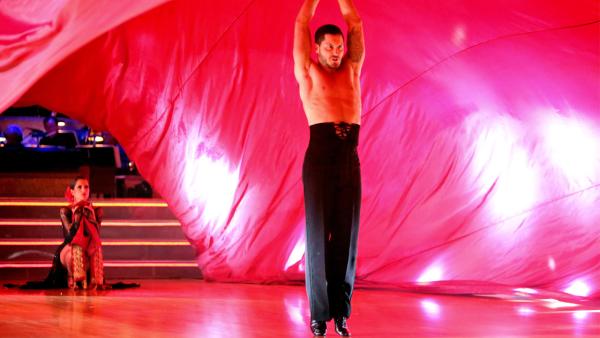 'General Hospital' actress Kelly Monaco and her partner Valentin Chmerkovskiy received 27 out of 30 points from the judges for their Paso Doble on 'Dancing With The Stars: All-Stars' on Monday, Oct. 8, 2012.
