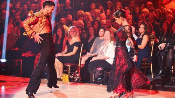 'General Hospital' actress Kelly Monaco and her partner Valentin Chmerkovskiy received 29.5 out of 30 points from the judges for their Paso Doble on 'Dancing With The Stars: All-Stars' on Monday, Nov. 26, 2012.