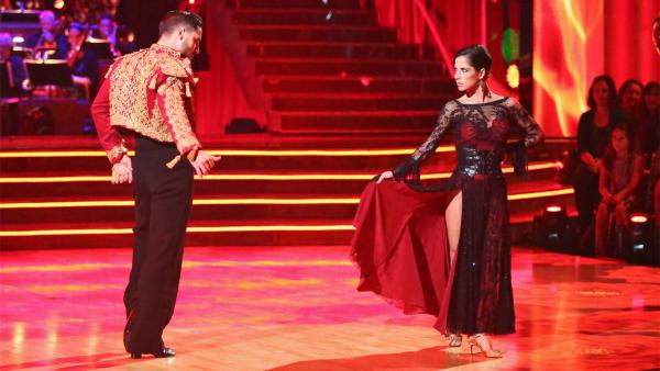 'General Hospital' actress Kelly Monaco and her partner Valentin Chmerkovskiy received 29.5 out of 30 points from the judges for their Paso Doble on 'Dancing With The Stars: All-Stars' on Monday, Nov. 26, 2012.