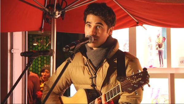 Darren Criss performs in New York City to benefit Toys for Tots on December 9, 2012. - Provided courtesy of Bader Media Darren Criss performs in New York City to benefit Toys for Tots on December 9, 2012. - Provided courtesy of Bader Media