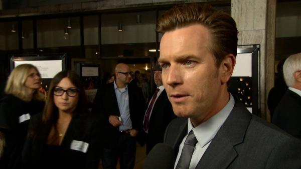 Ewan McGregor talks to OTRC.com at the premiere of The Impossible in Los Angeles on Dec. 10, 2012.