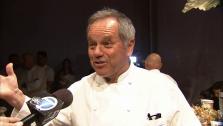 Wolfgang Puck talks to OTRC.com about the unique Oscar decor for the 2013 Governors Ball.