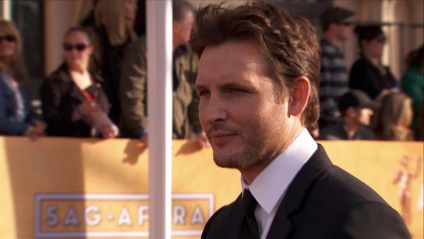 Peter Facinelli poses on the red carpet at the 2013 SAG Awards in Los Angeles on Jan. 27, 2012.