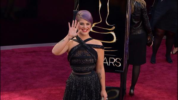 Kelly Osbourne walks the red carpet at the 2013 Oscars on Sunday, February 24. - Provided courtesy of OTRC Kelly Osbourne walks the red carpet at the 2013 Oscars on Sunday, February 24. - Provided courtesy of OTRC