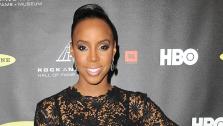 Kelly Rowland attends the Rock and Roll Hall of Fame Induction Ceremony at the Nokia Theatre on Thursday, April 18, 2013 in Los Angeles. - Provided courtesy of AP / Jordan Strauss/Invision