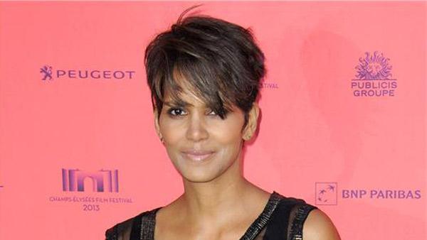 Halle Berry appears at the Toiles Enchantees Party in Publicis Cinema During the 2013 Champs Elysees Film Festival on June 13, 2013. - Provided courtesy of Alban Wyters/Abaca/startraksphoto.com Halle Berry appears at the Toiles Enchantees Party in Publicis Cinema During the 2013 Champs Elysees Film Festival on June 13, 2013. - Provided courtesy of Alban Wyters/Abaca/startraksphoto.com