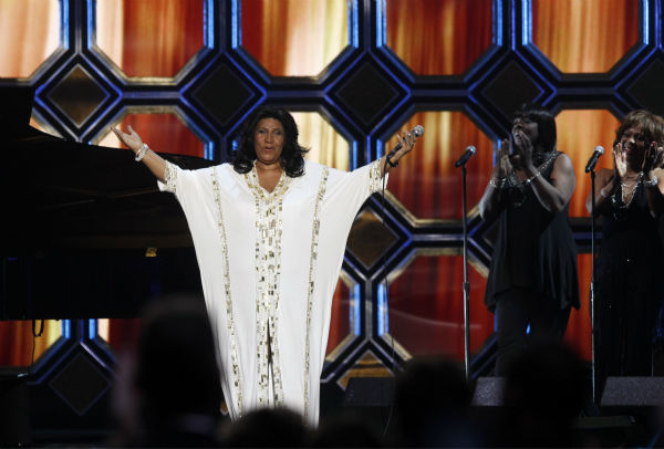 Aretha Franklin performs before being honored...