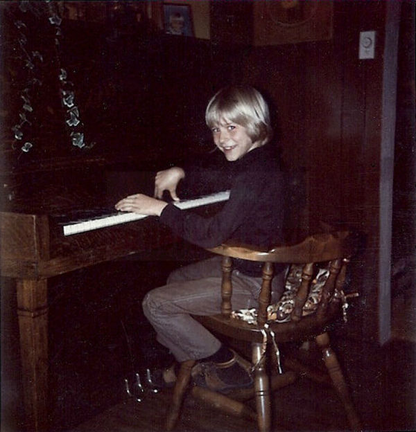In this undated photo provided by Kim Cobain,...