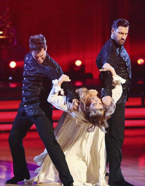 Actress Kirstie Alley and her dance partners...