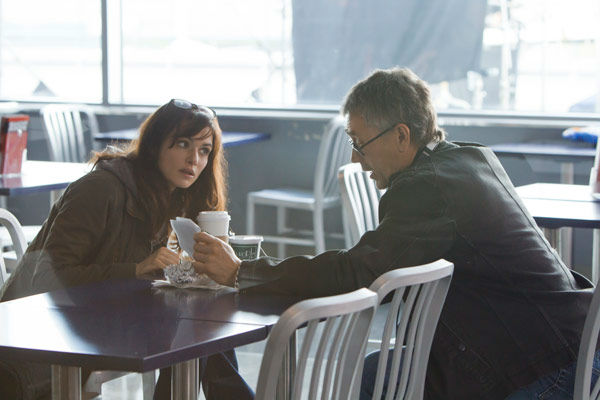 Jeremy Renner and Rachel Weisz appear in a photo...