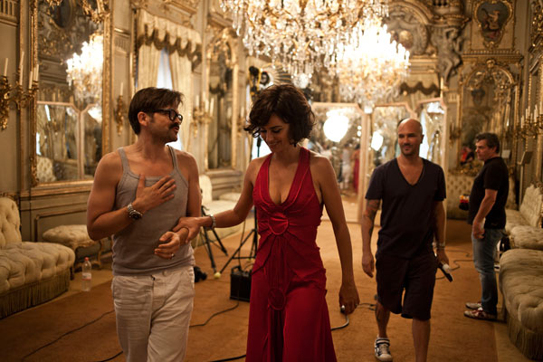 A behind-the-scenes photo of Campari's 2013...
