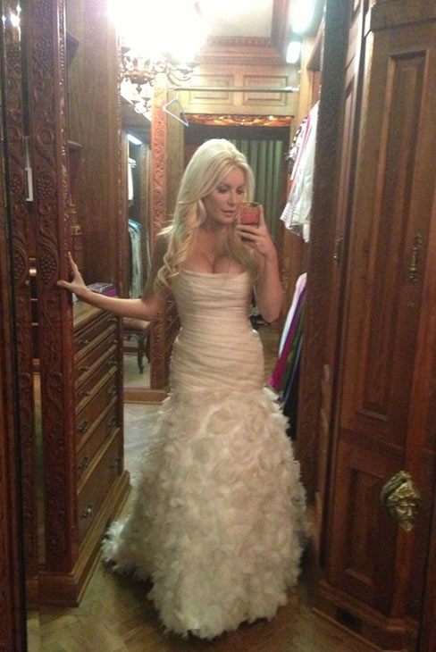 Crystal Harris posted on Twitter this photo of...