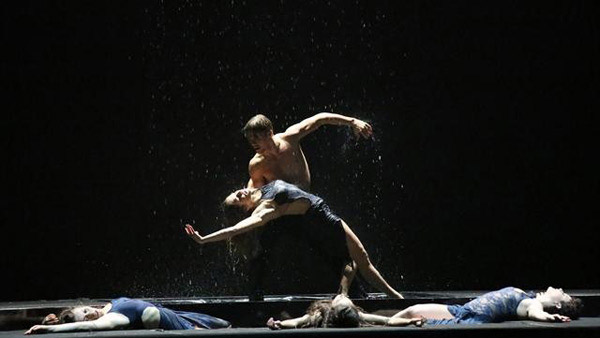 'Dancing With The Stars' pro Derek Hough also...