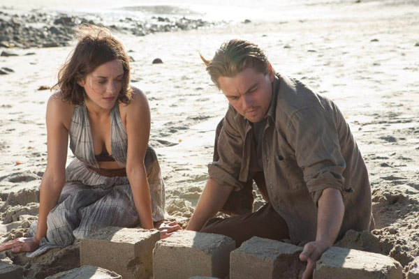 Leonardo DiCaprio and Marion Cotillard in a...
