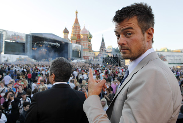 Josh Duhamel attends a 'Transformers 3: Dark of...