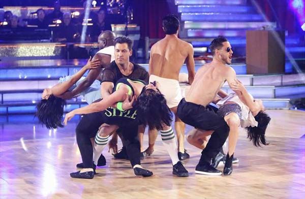 Emmitt Smith, Gilles Marini, Kelly Monaco and...