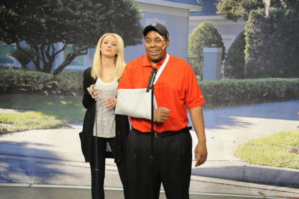 Pictured: Kenan Thompson playing Tiger Woods and...