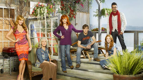Still image of the cast from 'Malibu Country.'