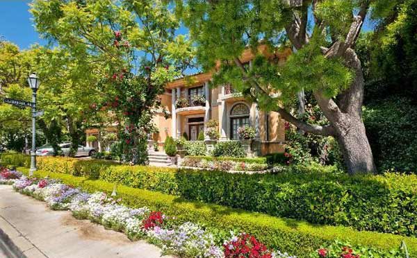 charlie sheen house sale. REPLAY SLIDESHOW middot; A