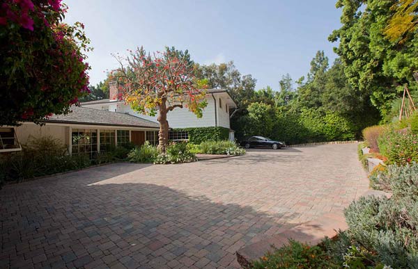The driveway outside Elizabeth Taylor's Bel Air...
