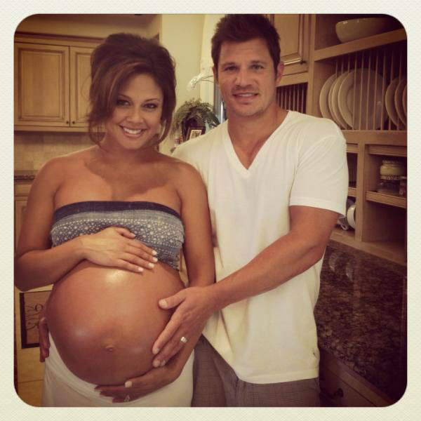 Vanessa and Nick Lachey appear in a photo posted on Minnillos official Twitter account on July 25, 2012. - Provided courtesy of twitter.com/VanessaLachey Vanessa and Nick Lachey appear in a photo posted on Minnillos official Twitter account on July 25, 2012. - Provided courtesy of twitter.com/VanessaLachey