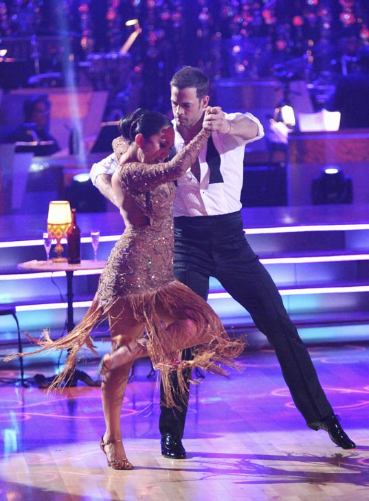 Telenovela star William Levy and his partner Cheryl Burke received 29 out of 30 points from the judges for their Argentine Tango on week five of 'Dancing With The Stars,' which aired on April 16, 2012.