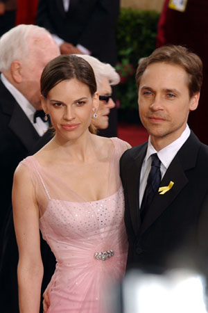 Hilary Swank (left) and Chad Lowe (right),2003.