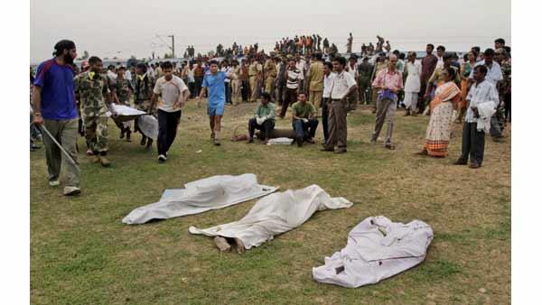India train blast, derailment