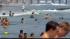People flocking to Jersey Shore to beat the... ::
