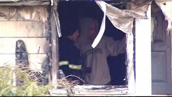 Home set on fire cars vandalized in Ronkonkoma