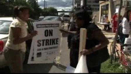 CHICAGO TEACHERS TO STRIKE FOR FIRST TIME IN 25 YEARS