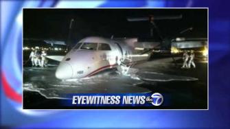 newark emergency landing