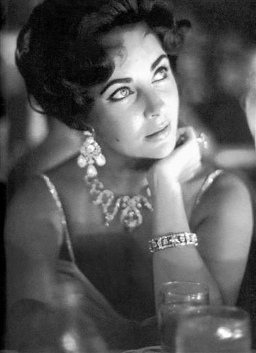 Film legend Elizabeth Taylor dies at age 79