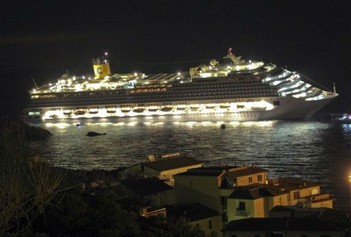 Cruise ship Costa Concordia sinking near Italy