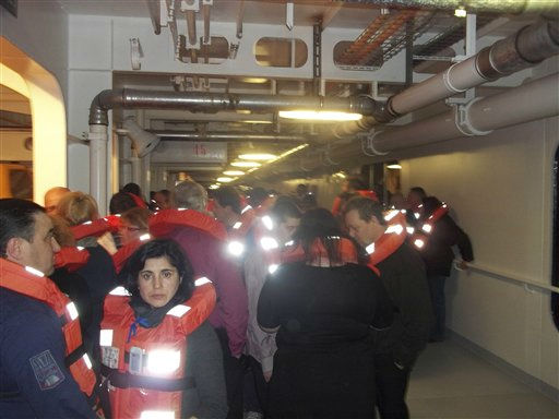 Cruise ship Costa Concordia sinking near Italy