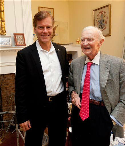 This June 11, 2009 file photo shows actress...