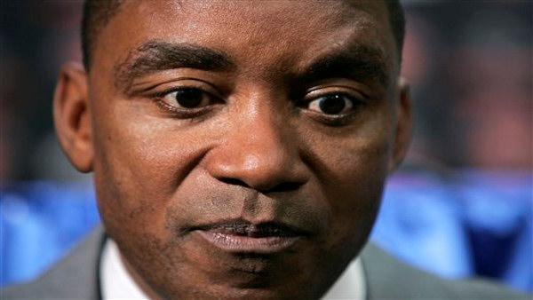 New York Knicks New York Knicks head coach Isiah Thomas pauses while responding to questions during a news conference Wednesday, April 9, 2008 in New York. (AP Photo/Frank Franklin II)