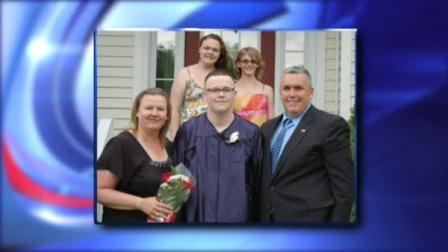 Larchmont police captain Thomas Sullivan, his wife Donna and their two daughters died in a house fire. Their teenage son Tommy survived.