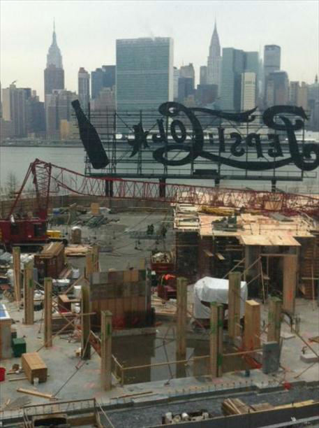 <div class="meta image-caption"><div class="origin-logo origin-image "><span></span></div><span class="caption-text">A large crane collapsed at a construction site in Long Island City, Queens.</span></div>