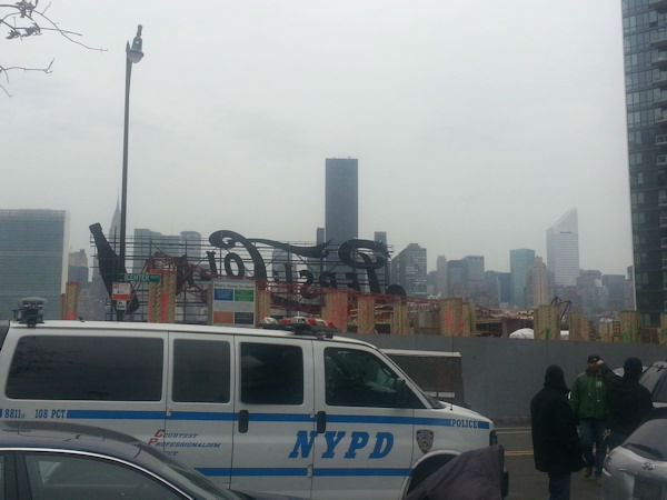 <div class="meta image-caption"><div class="origin-logo origin-image "><span></span></div><span class="caption-text">A large crane collapsed at a construction site in Long Island City, Queens.</span></div>